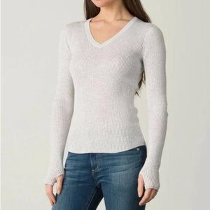 Margaret O'Leary Shirttail Waffle Vneck